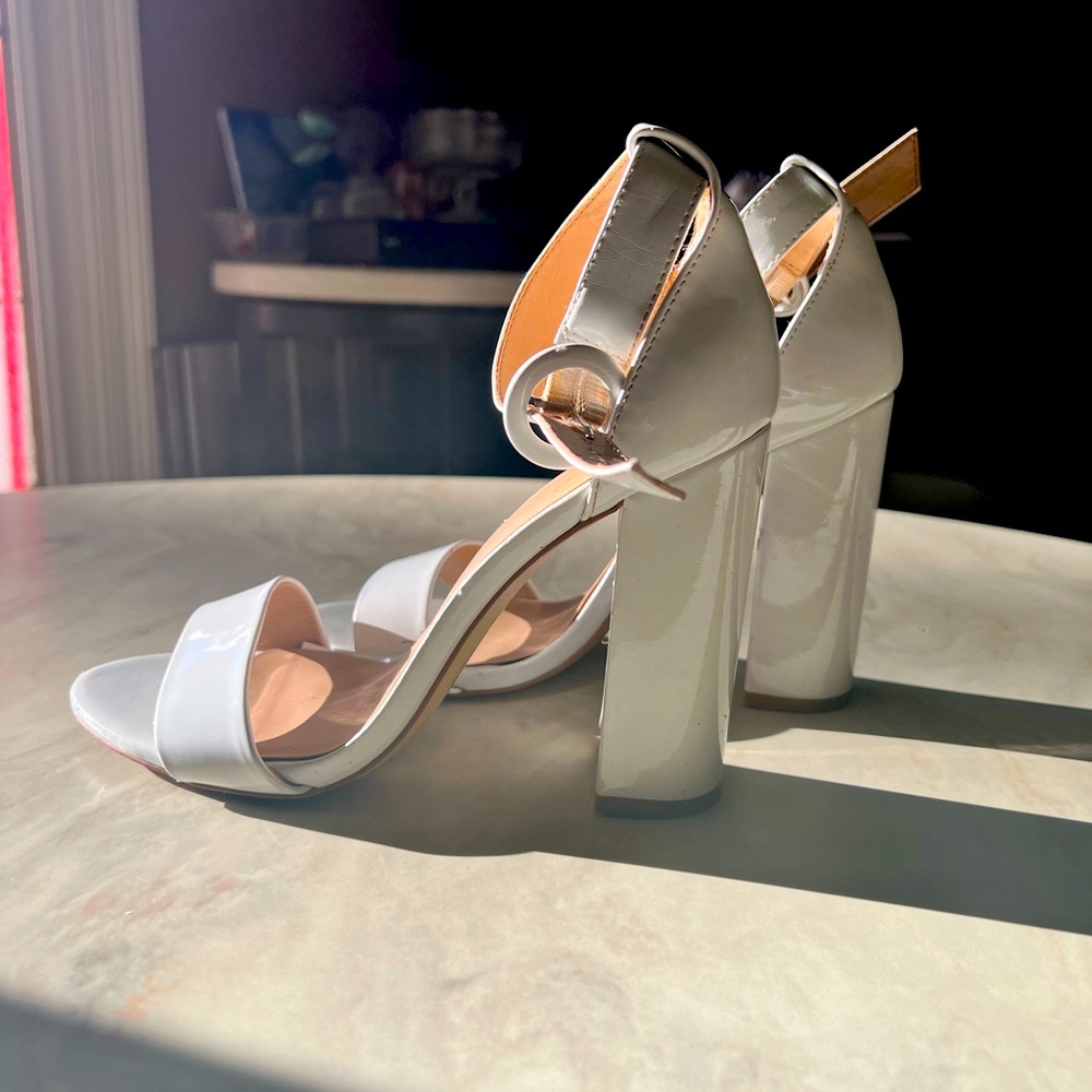 Mix N.O. 6 White Chunky Heels